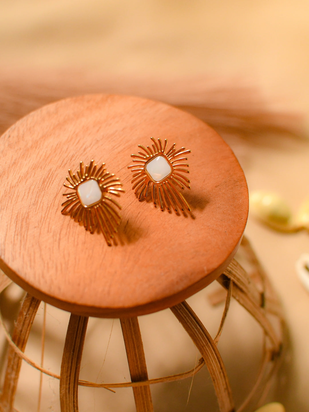 Aesthetic Moonstone Stud Earrings – 18K Gold, Anti-Tarnish