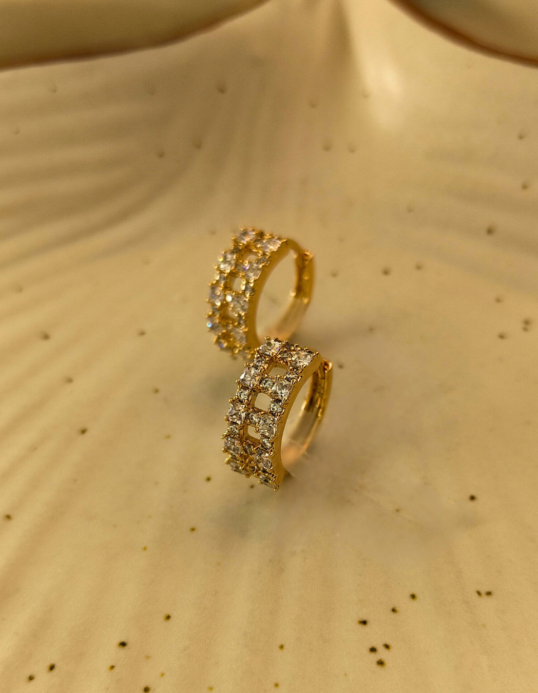 Maya Hoops