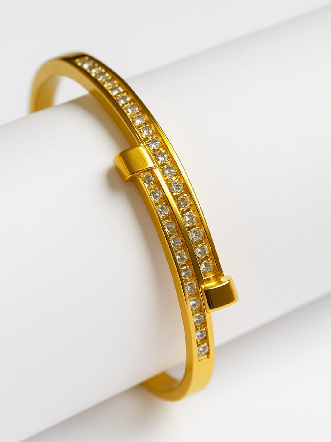 Luxe Nail Studded Bracelet β 18kt Gold Finish & AD Sparkle