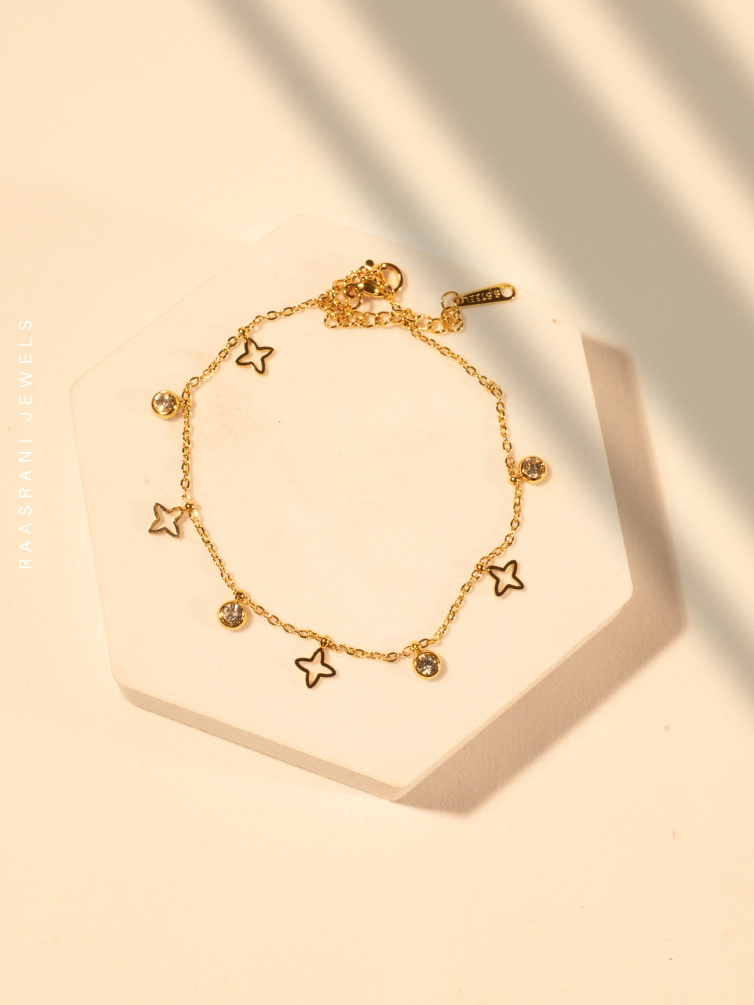 Star Studded 18K Gold Bracelet – Anti-Tarnish, Adjustable