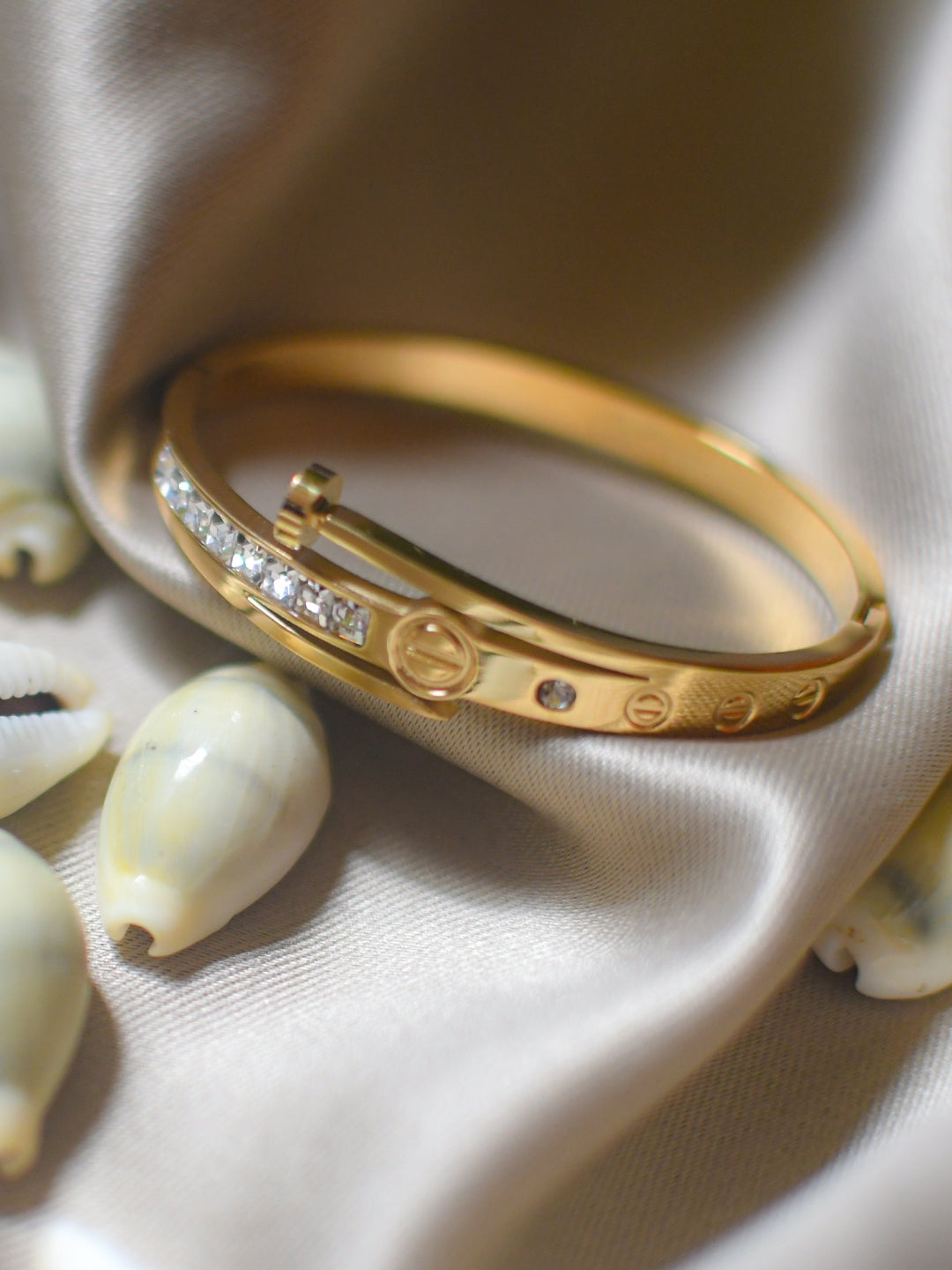 Luxury Nail Studded Bracelet – 18K Gold Plated, Water Resistant, Small Size