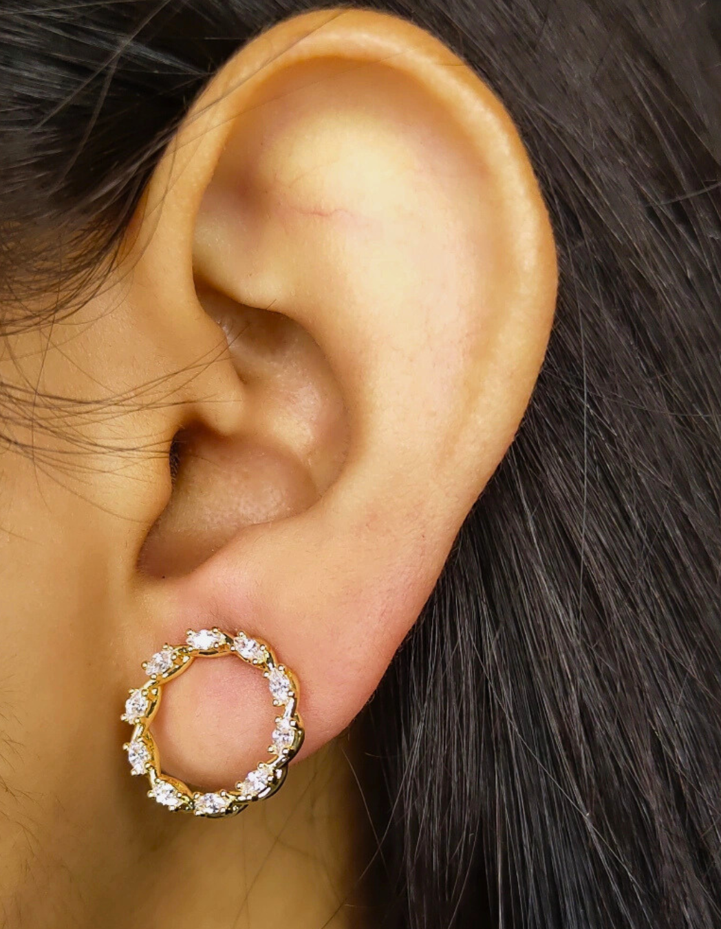 Circular Hollow Studded Studs