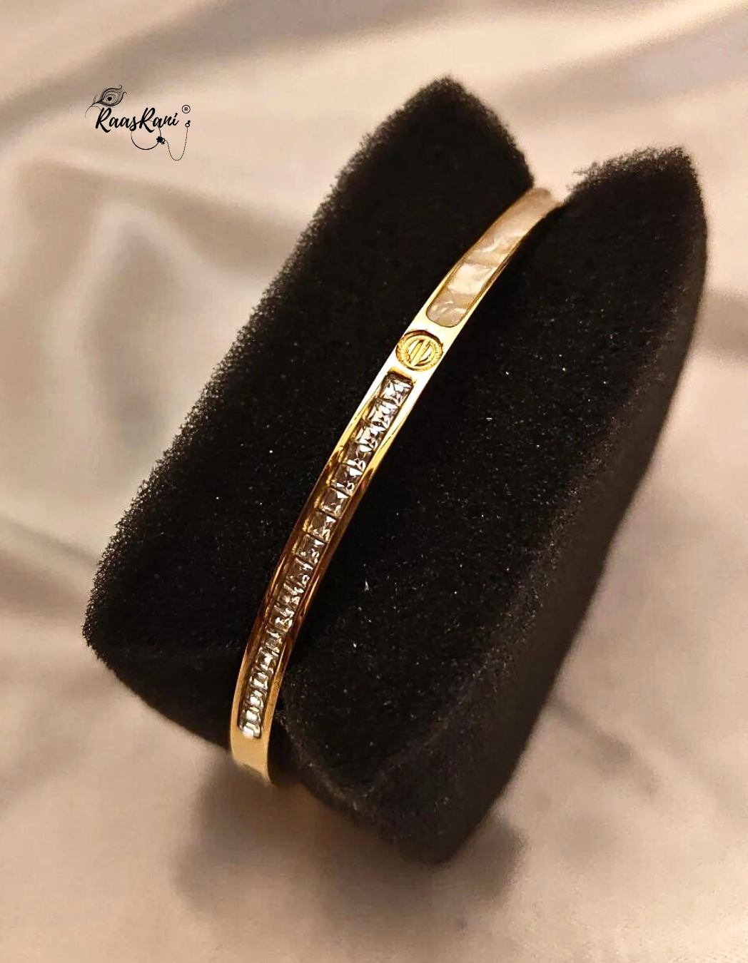 Anti Tarnish Cartier Stone Bracelet