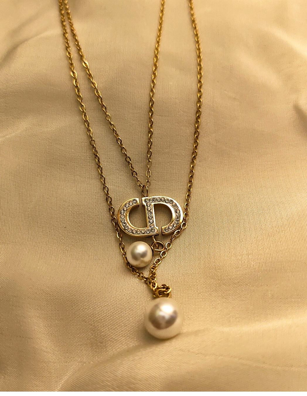 CD Multilayer Pearl Drop Chain