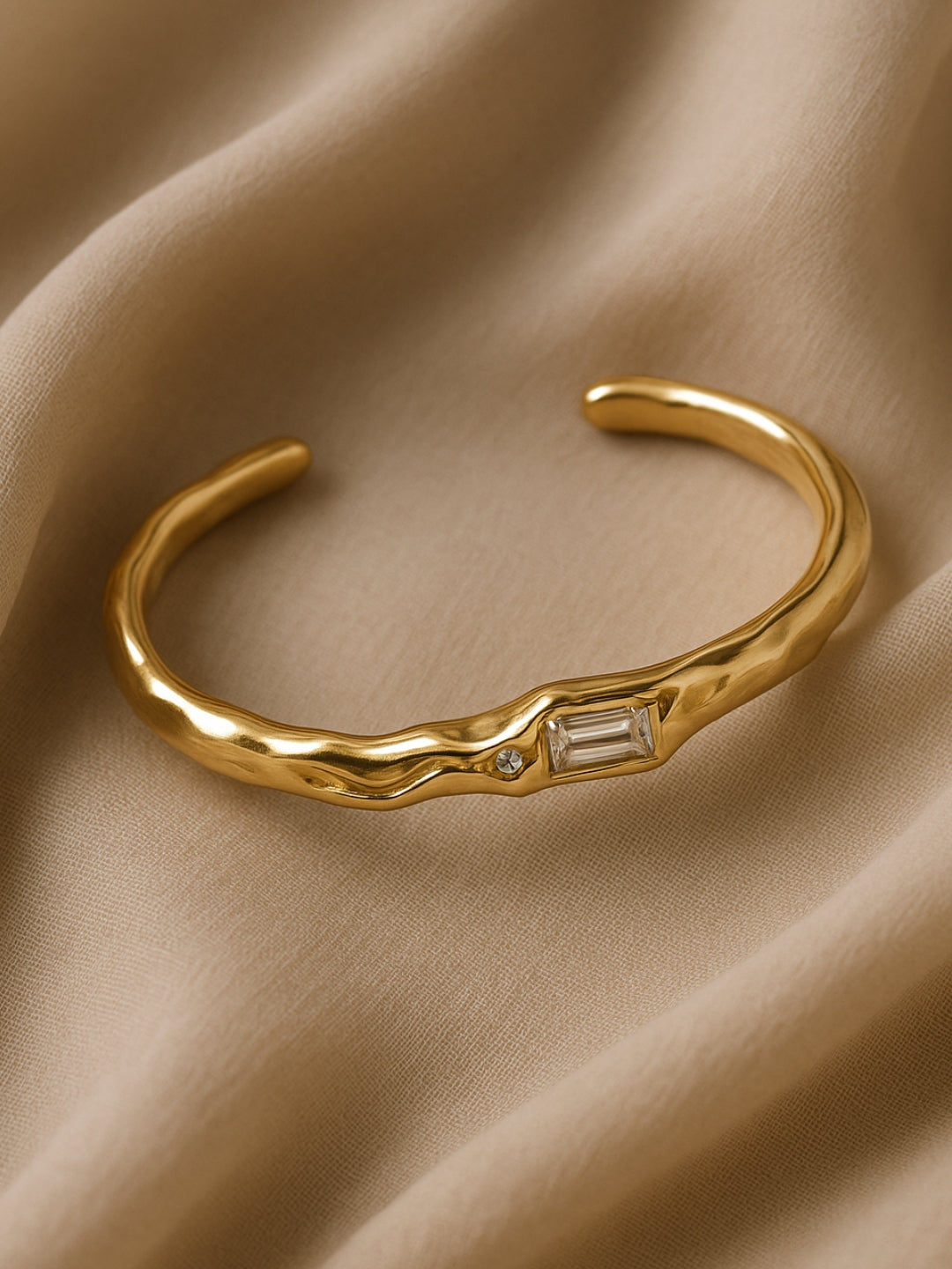 Sculptural Gold Open Cuff Bracelet | 18K Plated, Anti-Tarnish, Everyday