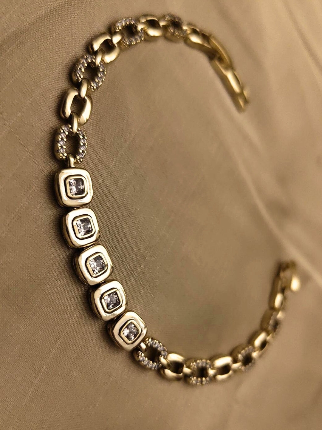Quad Studded Clasp design Bracelet