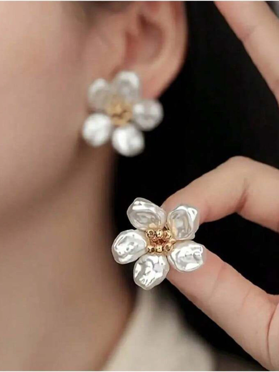 Faux Pearl Flower Stud Earrings – Gold Plated Floral Fashion Jewelry