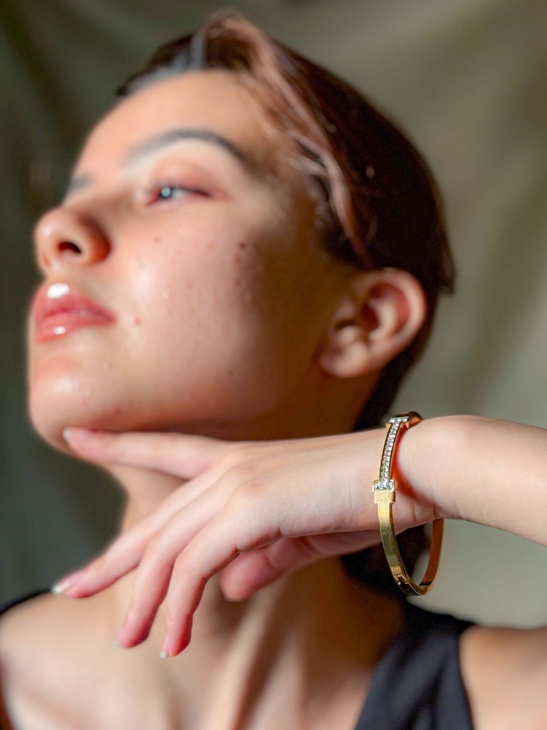 T-Bar Studded Gold Bracelet – Elegant Minimalist Bangle for Everyday Luxe
