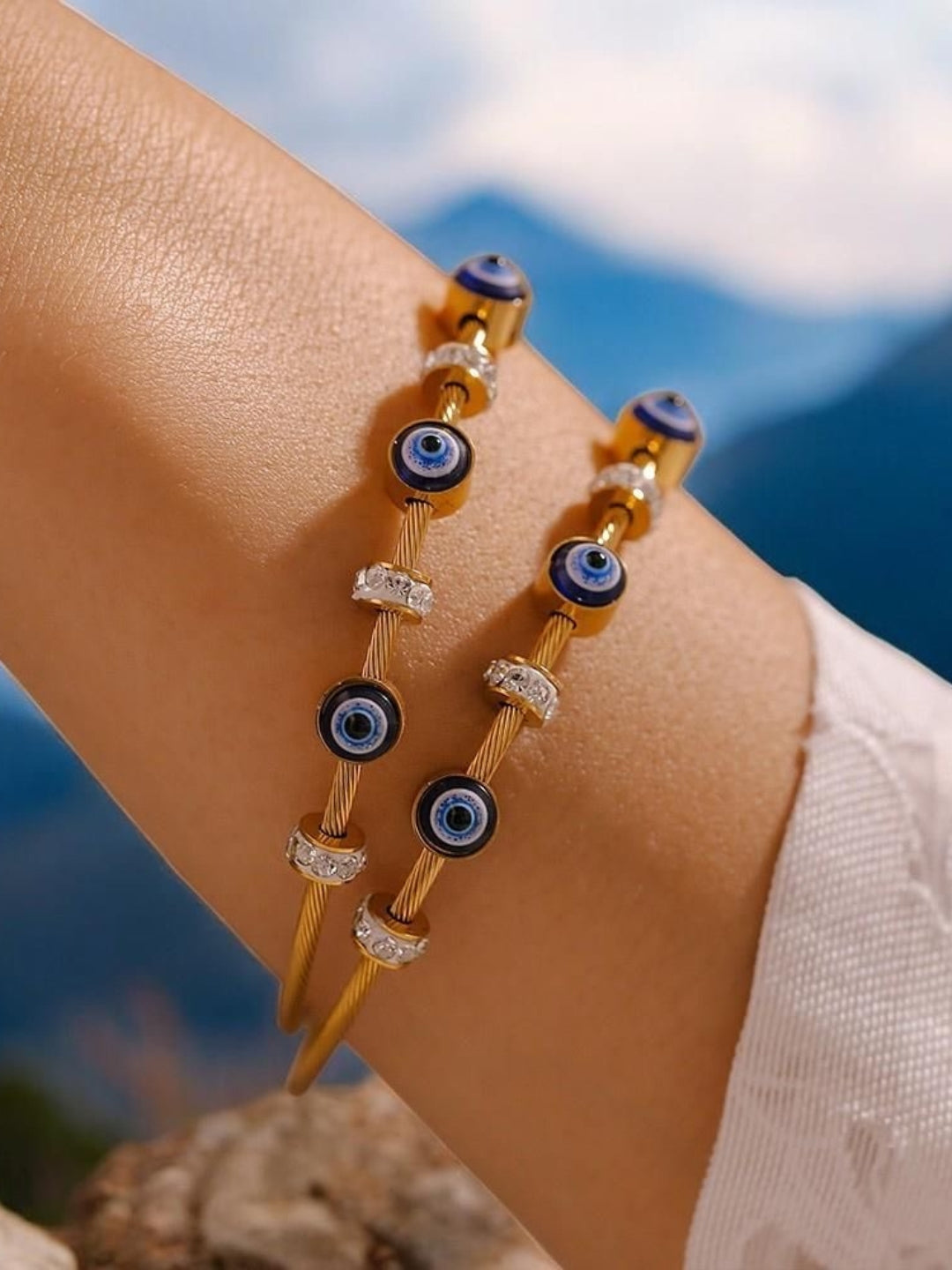 Gold Evil Eye Magnetic Cuff