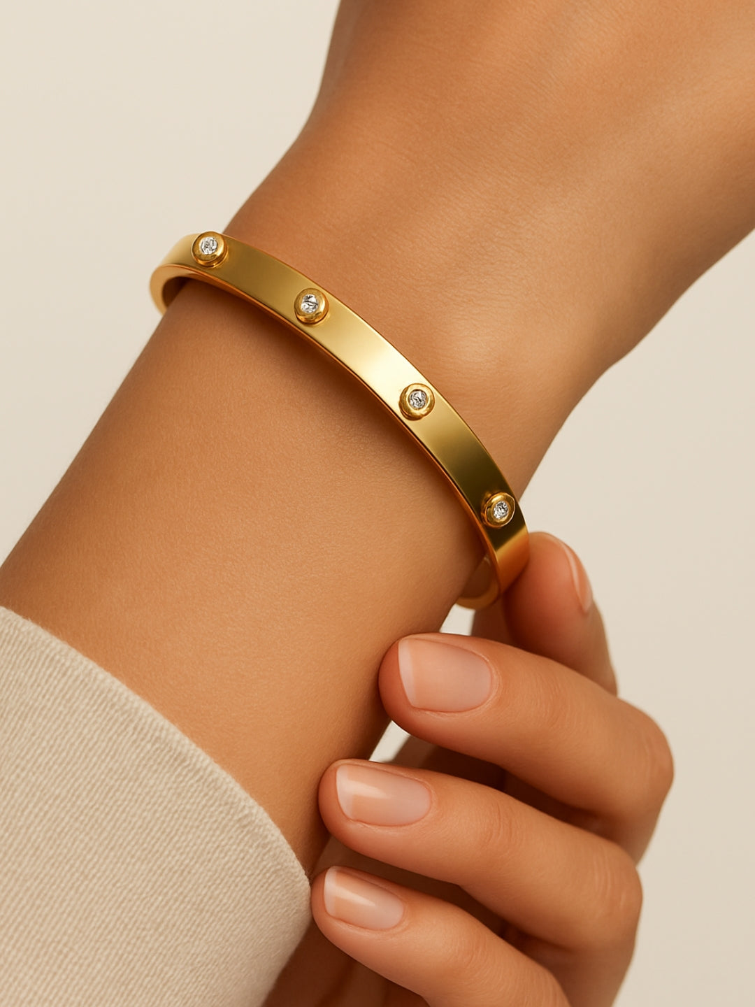 18k Gold Plated Small Stone Cuff Bracelet – Anti Tarnish & Waterproof