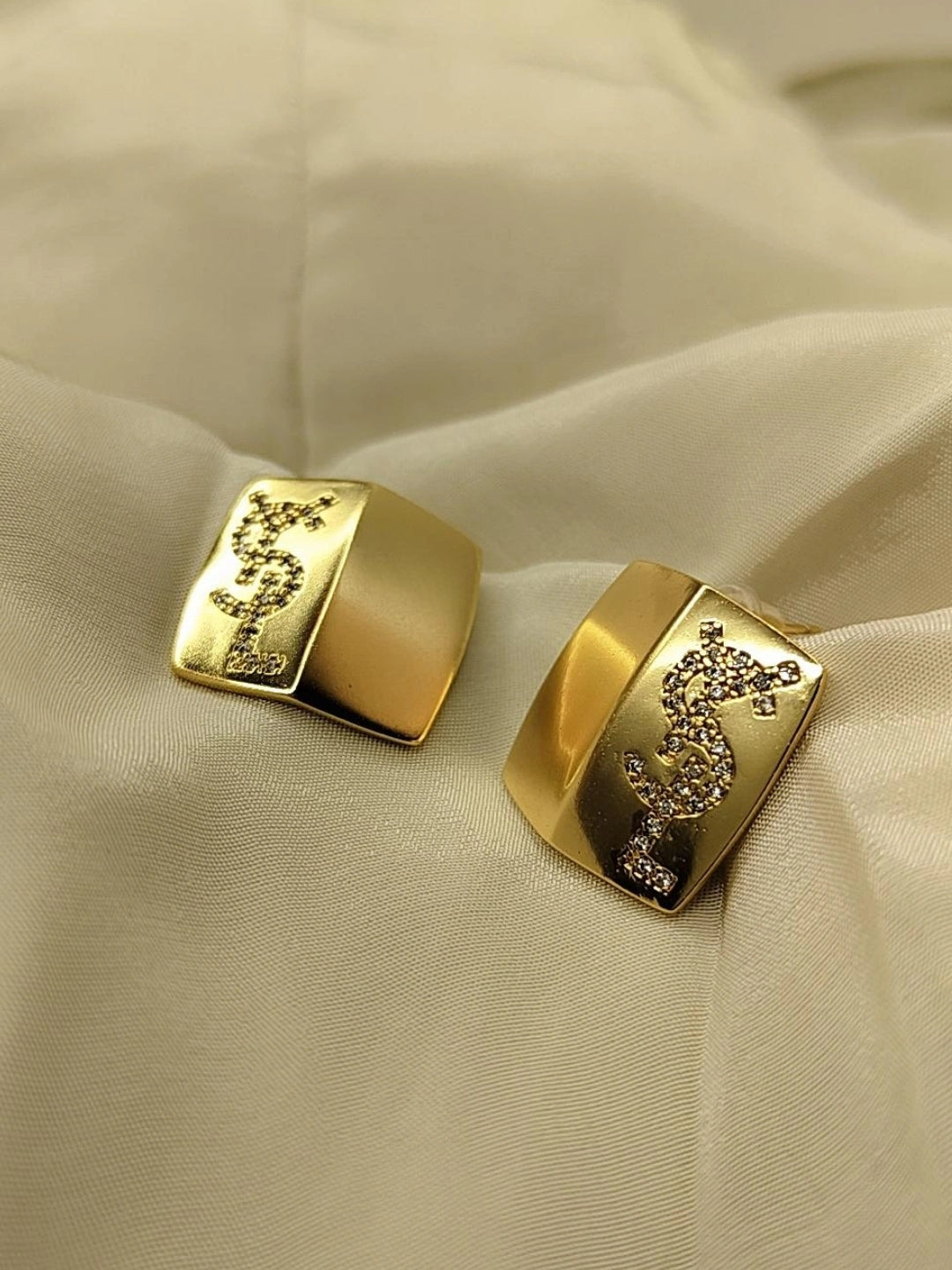 Brand Inspired Matte Gold Sculptural Stud Earrings – 18K Plated