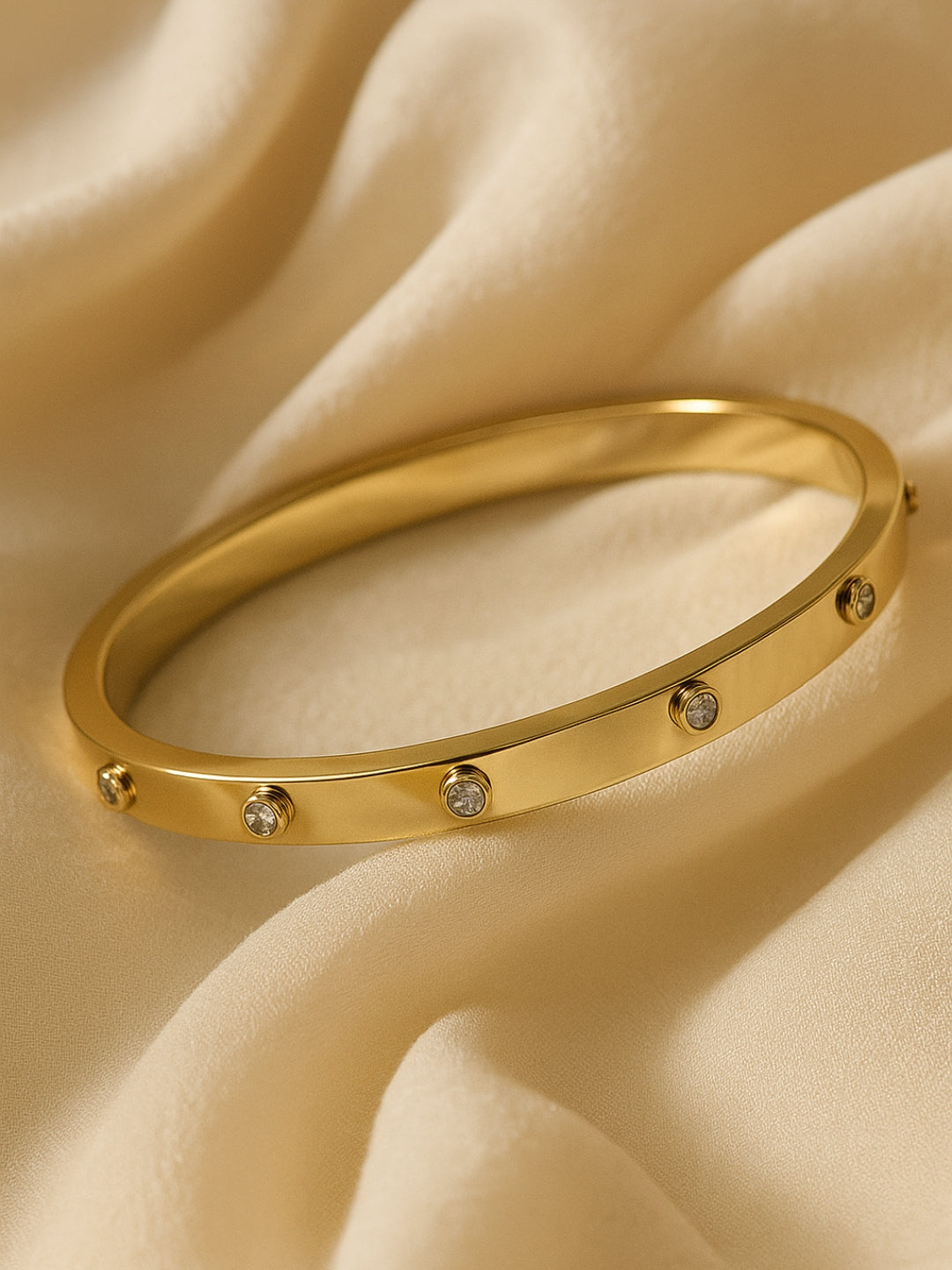 18k Gold Plated Small Stone Cuff Bracelet – Anti Tarnish & Waterproof