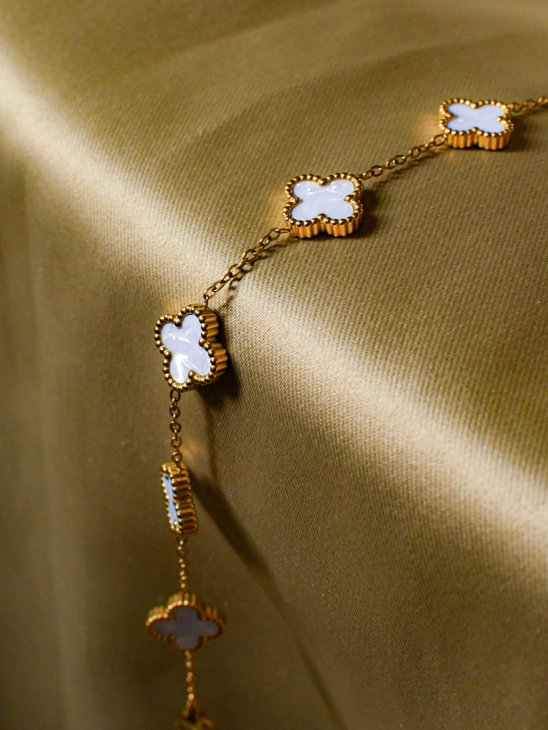 White Clover Chain Bracelet