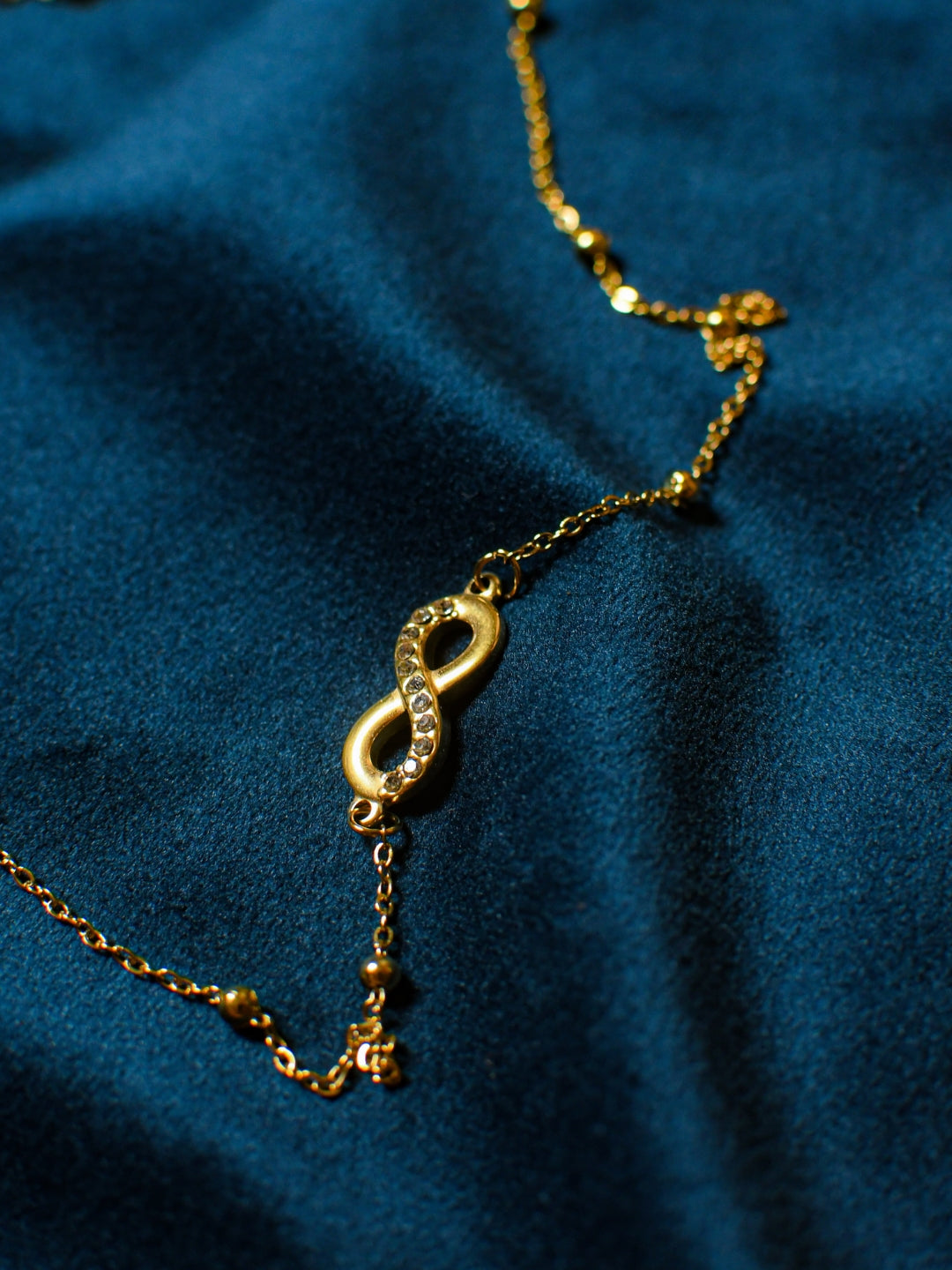 Infinity Studded Chain – Anti-Tarnish Gold Finish