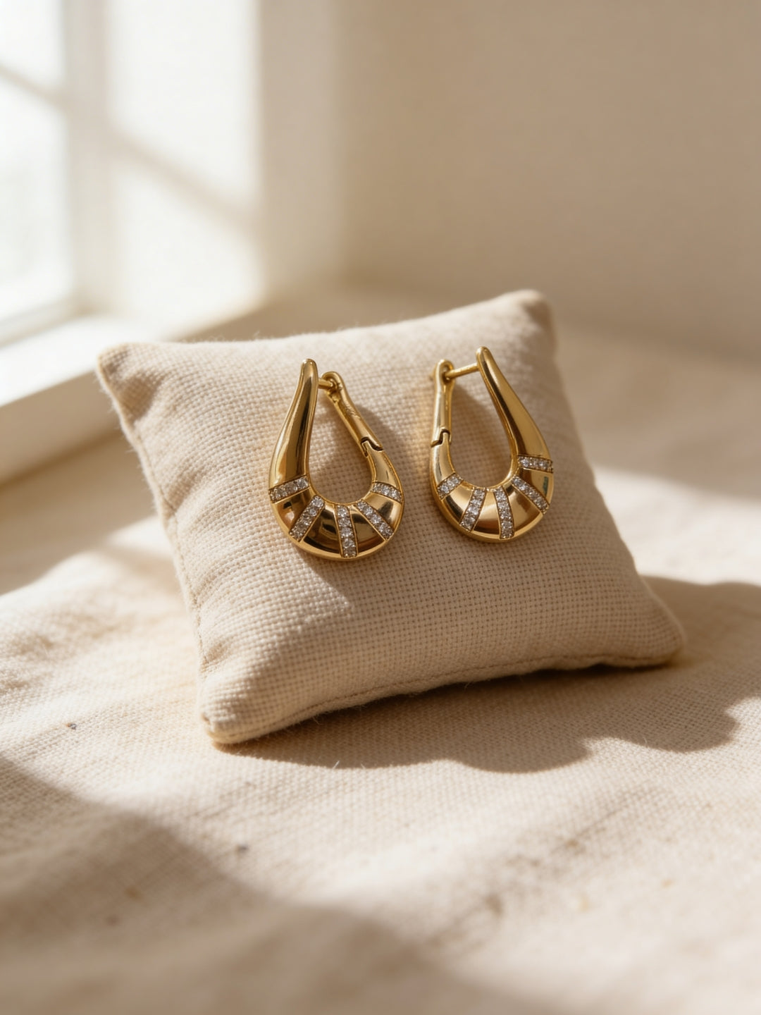 18K Rose Gold Teardrop CZ Designer Hoop Earrings – 2cm