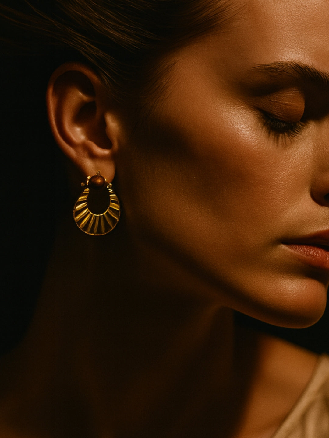 Gold Mia Hoops – 18K Gold Plated 316L Stainless Steel | Everyday Anti-Tarnish Earrings