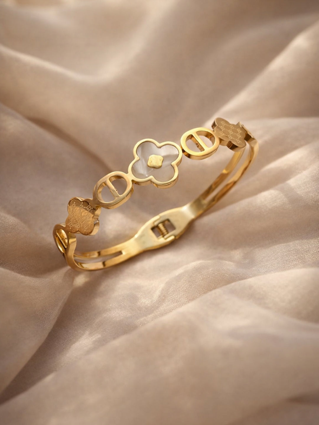 White Clover MOP Gold Bracelet – Anti Tarnish Stackable Bangle