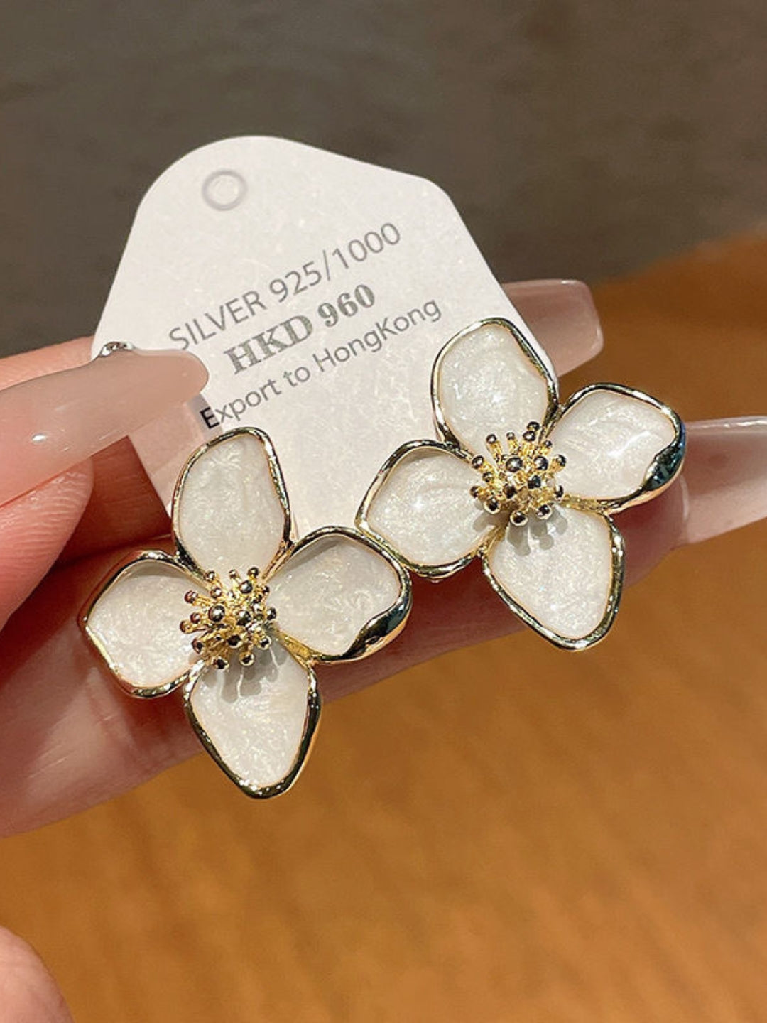 White MOP Flower Stud Earrings for Women - Gold Plated Fashion Jewelry