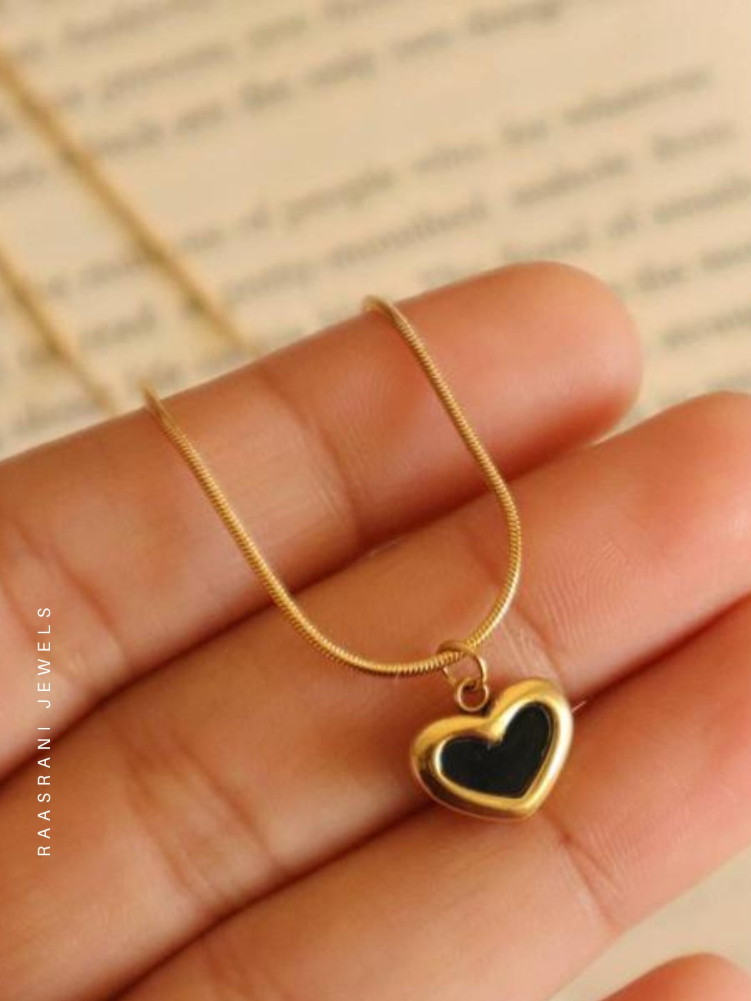 Black Mini Heart Gold Pendant Necklace – 18K Gold Plated, Onyx Charm