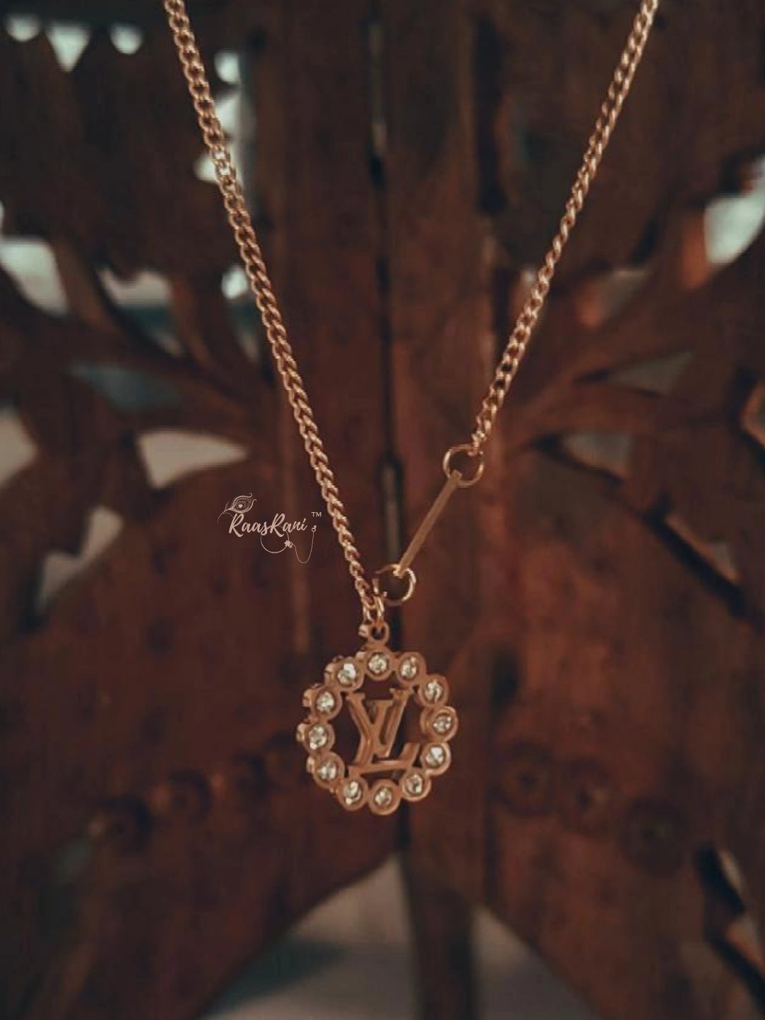 Brand Inspired Pendant Chain