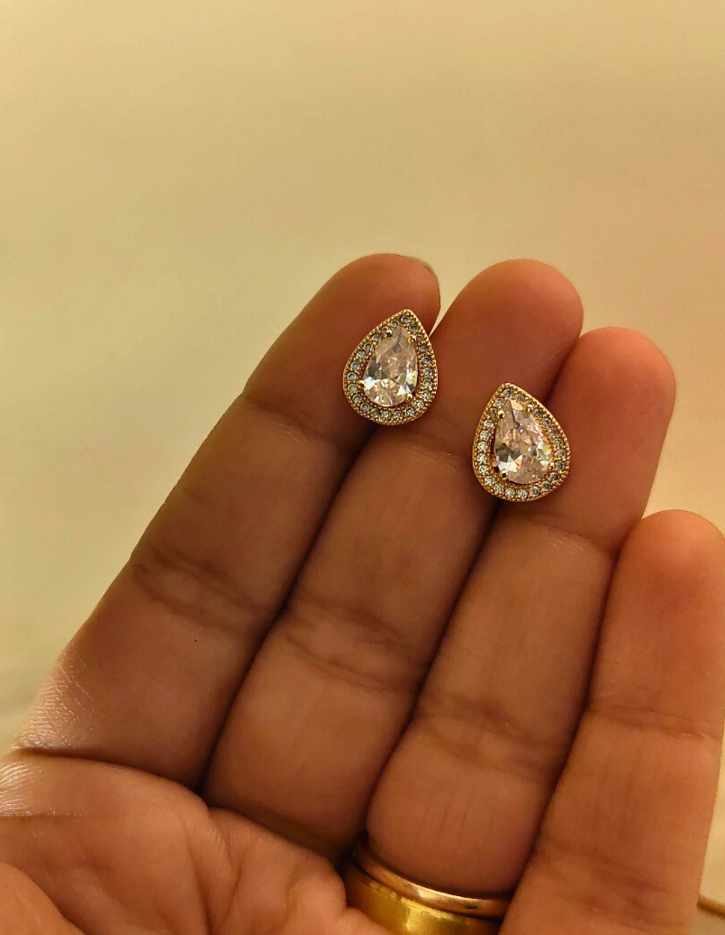Teardrop Solitaire Studs