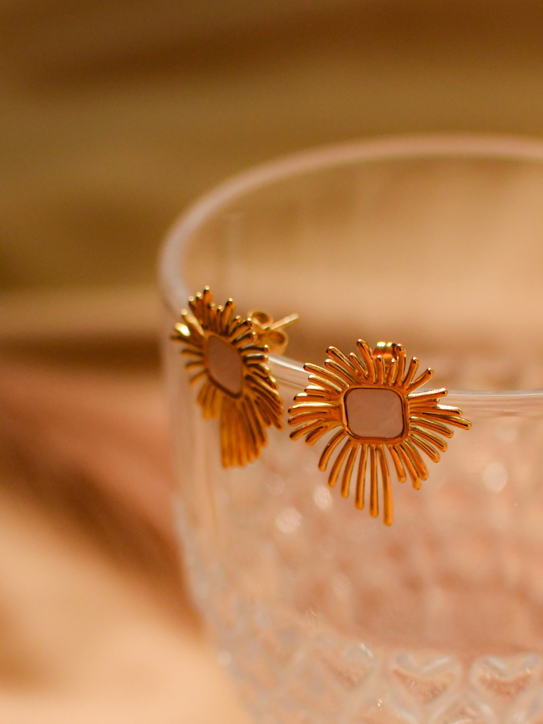 Aesthetic Moonstone Stud Earrings – 18K Gold, Anti-Tarnish
