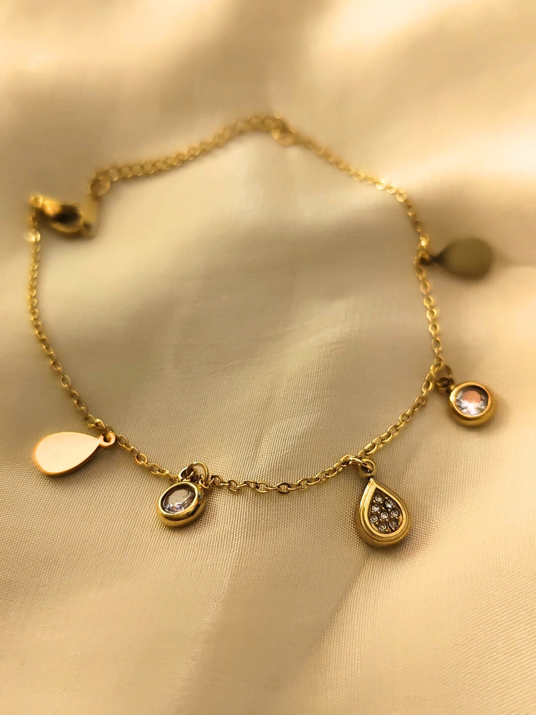 18K Gold Teardrop Charms Bracelet with CZ Stones | Lightweight & Elegant