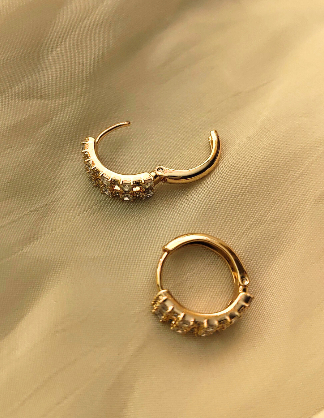 Maya Hoops