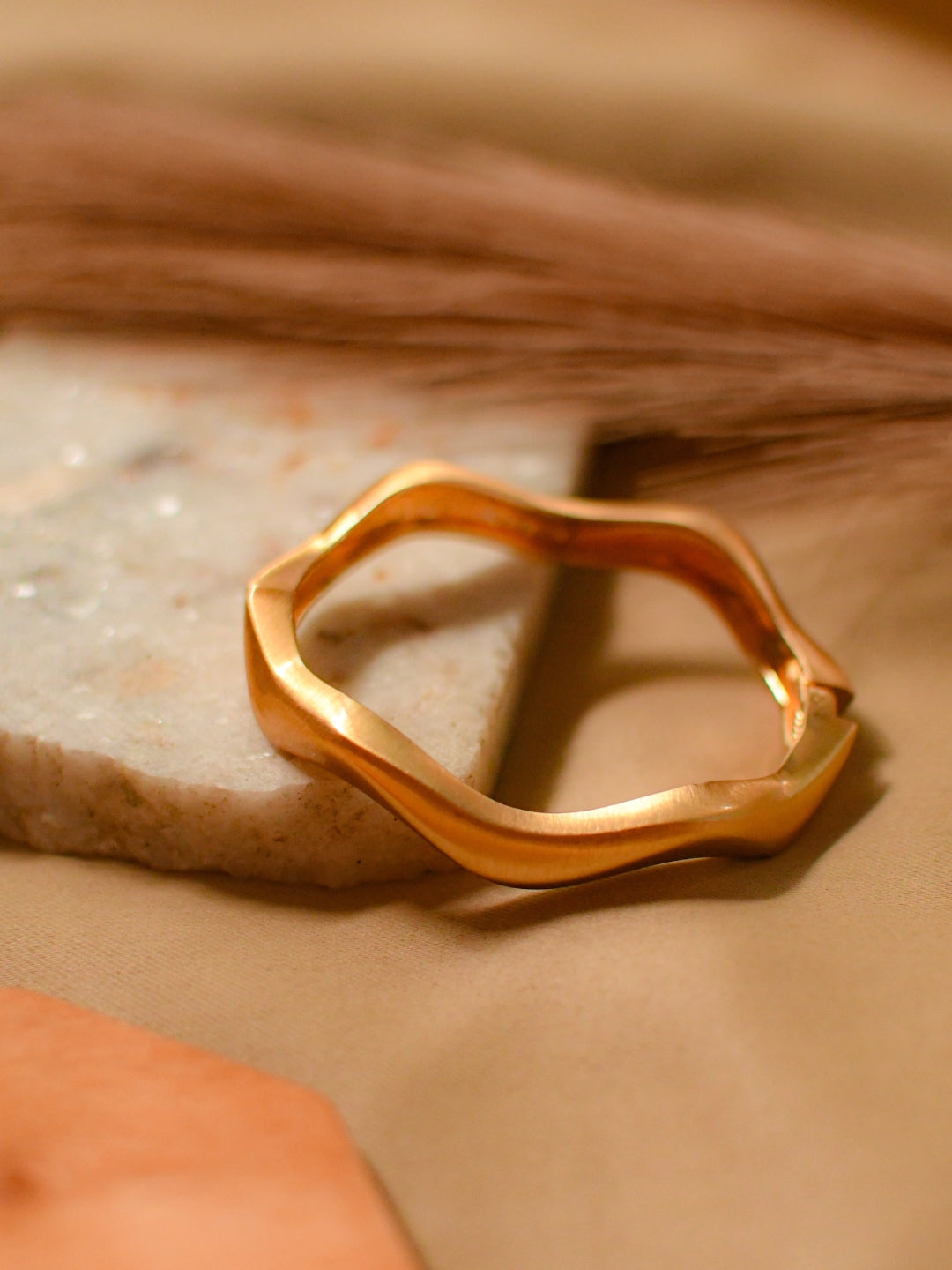 Sculpted Wave Bracelet – Matte 18K Gold Statement