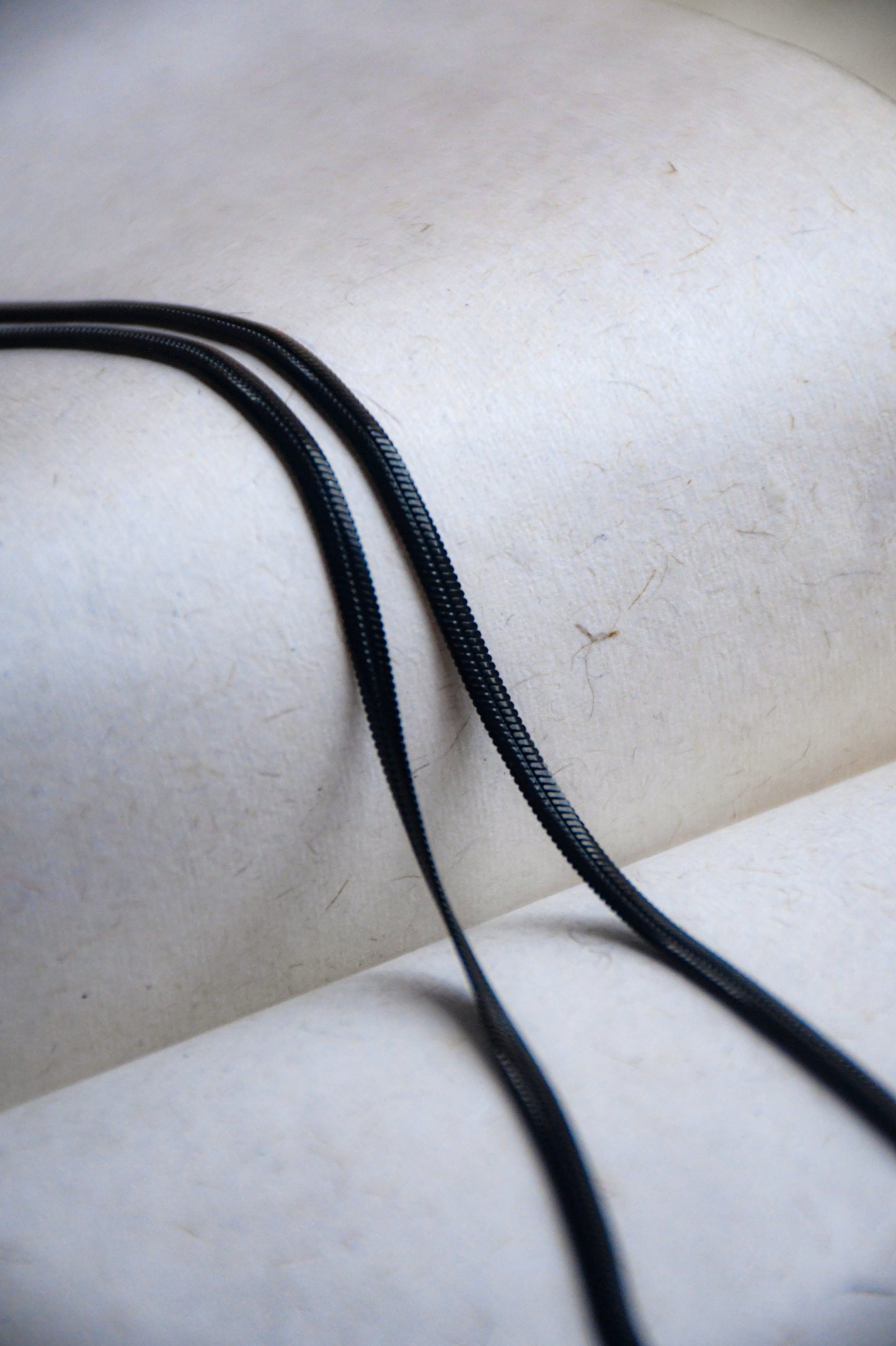 Men’s Sleek Black Chain – Water & Sweat Resistant