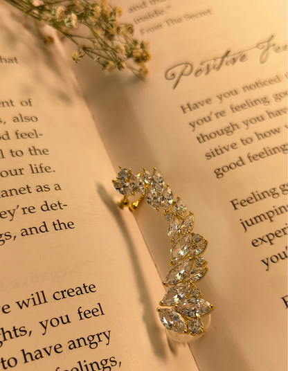 Eloise Single Ear Cuff