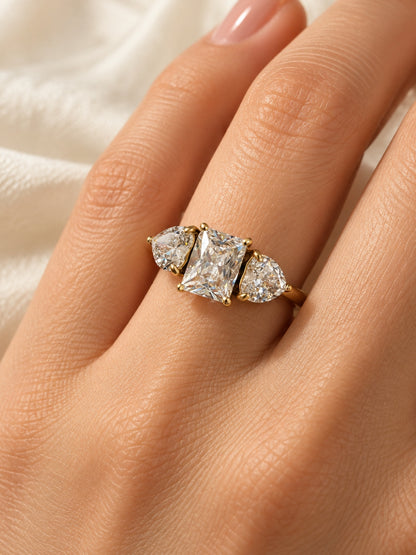 Rectangle & Heart Three-Stone Ring | 18K Gold-Plated Stainless Steel