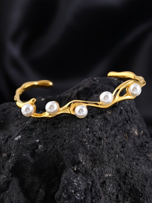 Pearl Sculptural Adjustable Cuff – 18K Gold | Anti-Tarnish Bracelet