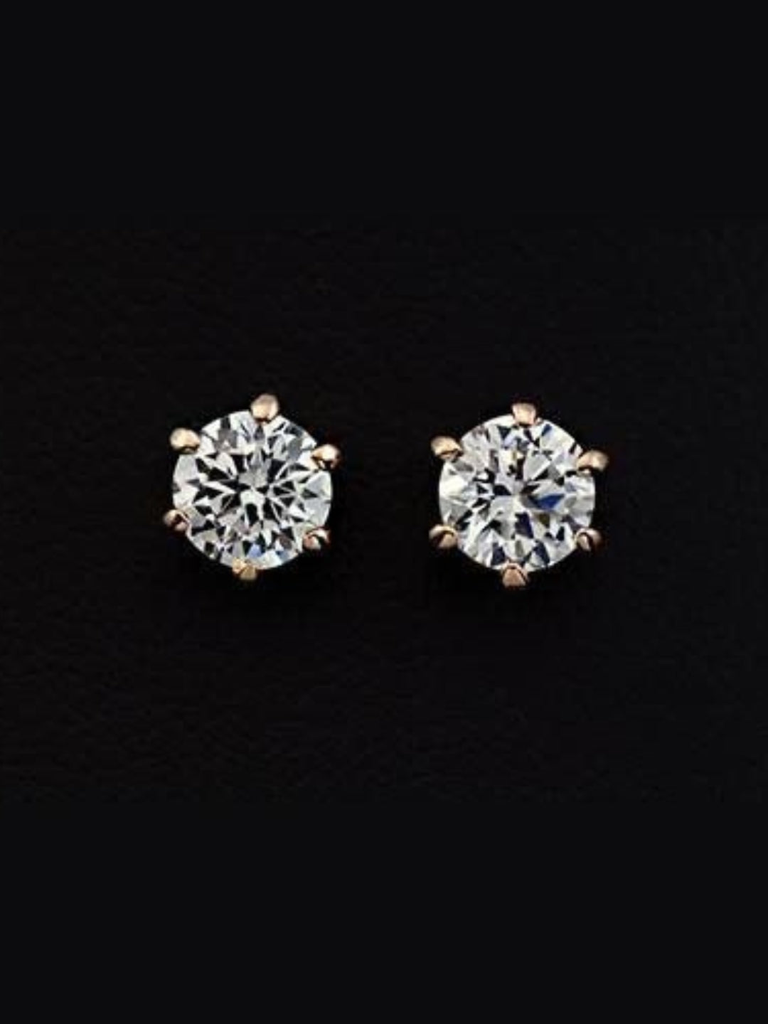Mini Solitaire Stud Earrings – Anti-Tarnish & Waterproof