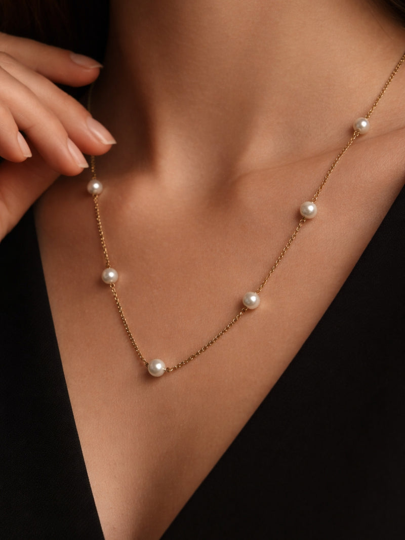 Luna Pearl Accent Chain – 18K Gold Plated Stainless Steel Necklace