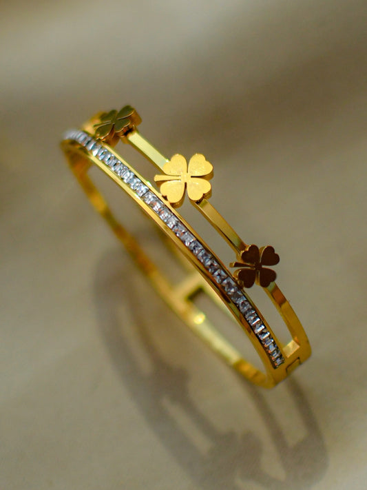 Luxe Gold Clover Bracelet with CZ – 316L Steel, Tarnish Free