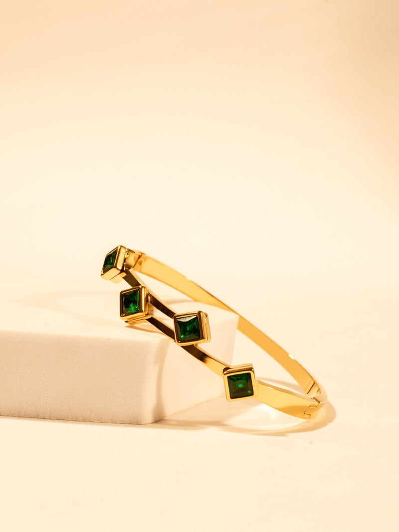 Green Stone ZigZag Bracelet – 14kt Gold Plated Stainless Steel with Green CZ Stones