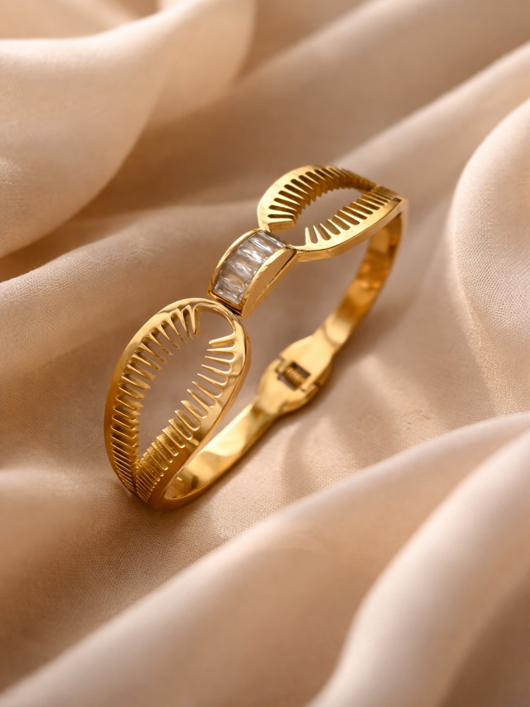 18K Gold Plated CZ Thorn Cuff Bracelet | Anti Tarnish