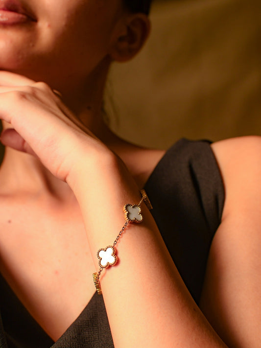 White Clover Chain Bracelet