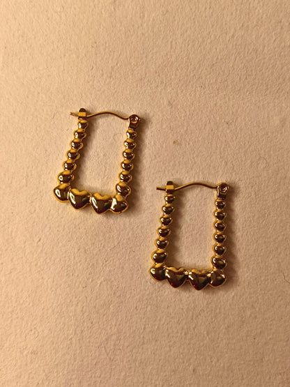 Marilyn Hoops