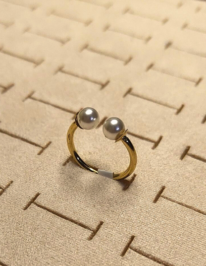 Pearl Closure Ring
