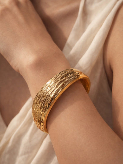 Textured Curvy Gold Cuff Bracelet | Anti-Tarnish Stainless Steel