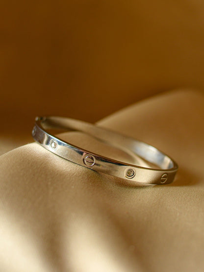 Classic Silver Lock Bangle – Designer-Inspired Statement Bracelet