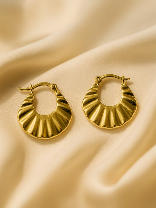 Gold Mia Hoops – 18K Gold Plated 316L Stainless Steel | Everyday Anti-Tarnish Earrings