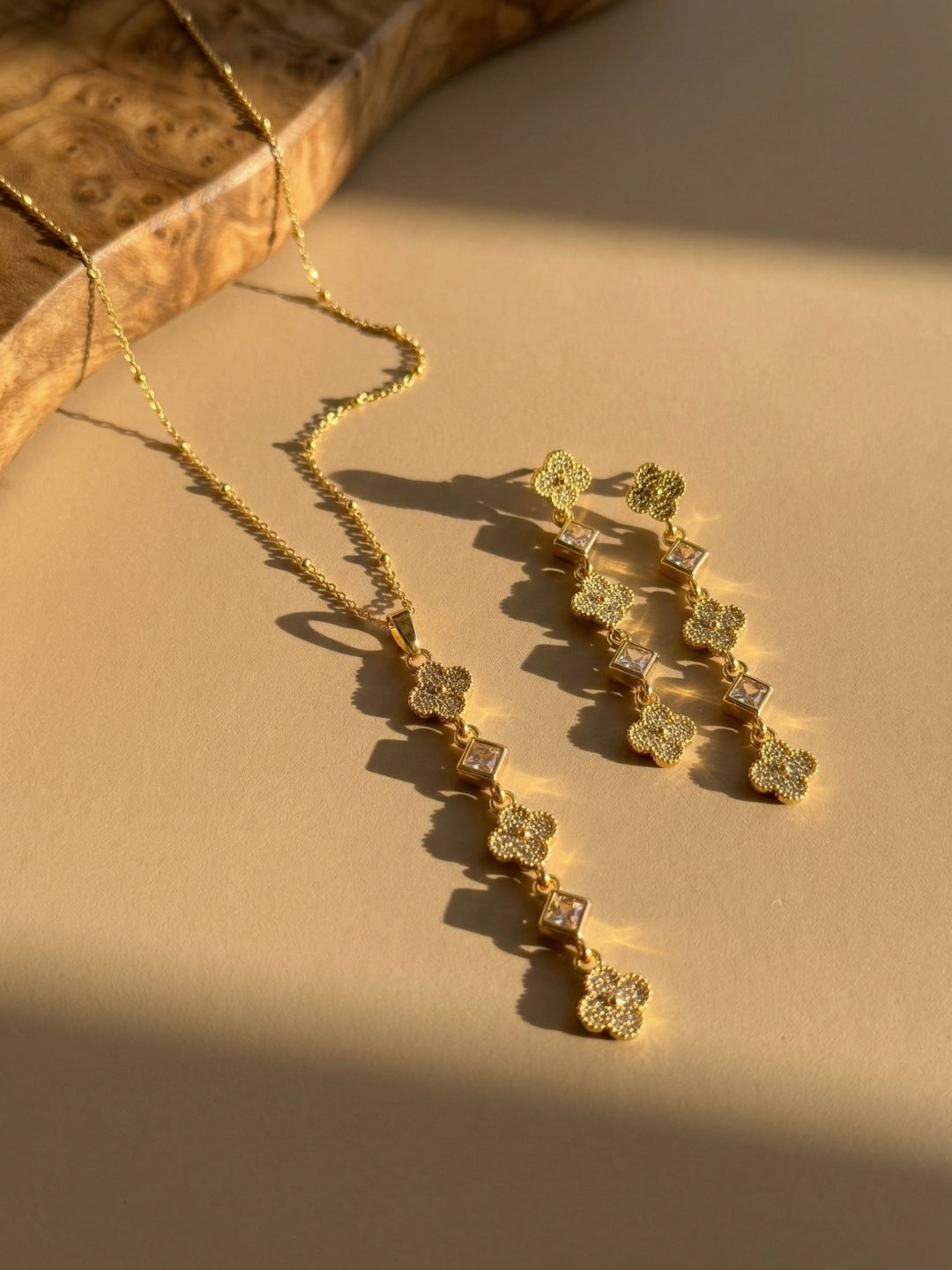 Clover CZ Statement Necklace & Earring Set in 18K Gold Plated