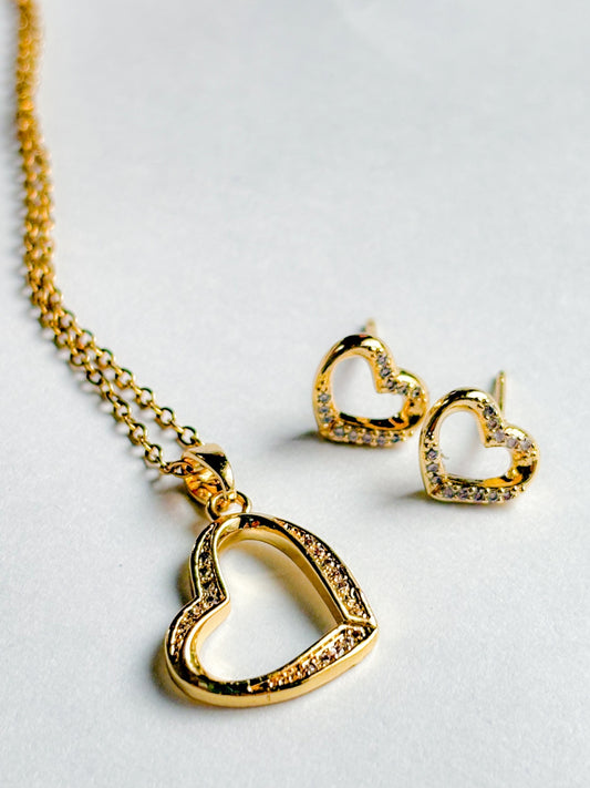 Heart Studded Minimal Jewelry Set – Dainty Gold Necklace & Earrings