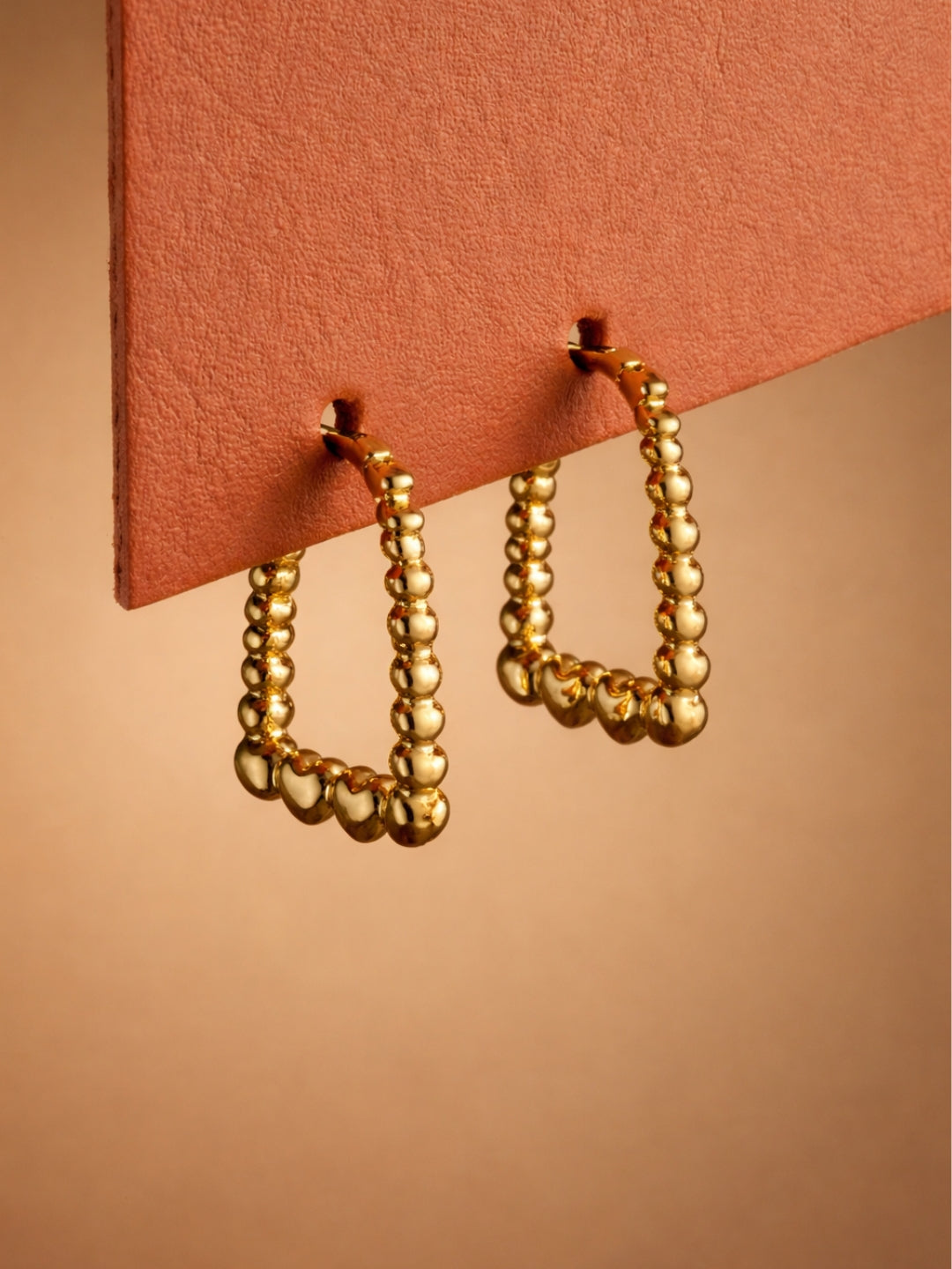 Marilyn Hoops