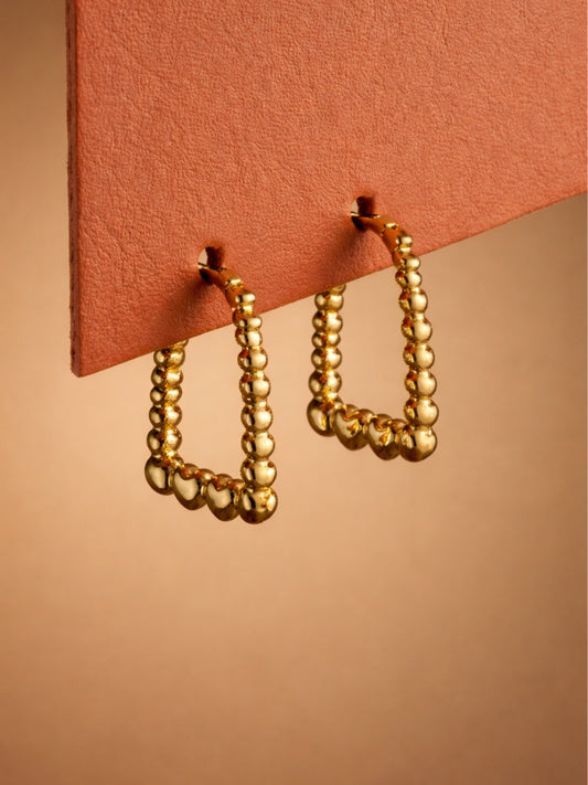 Marilyn Hoops