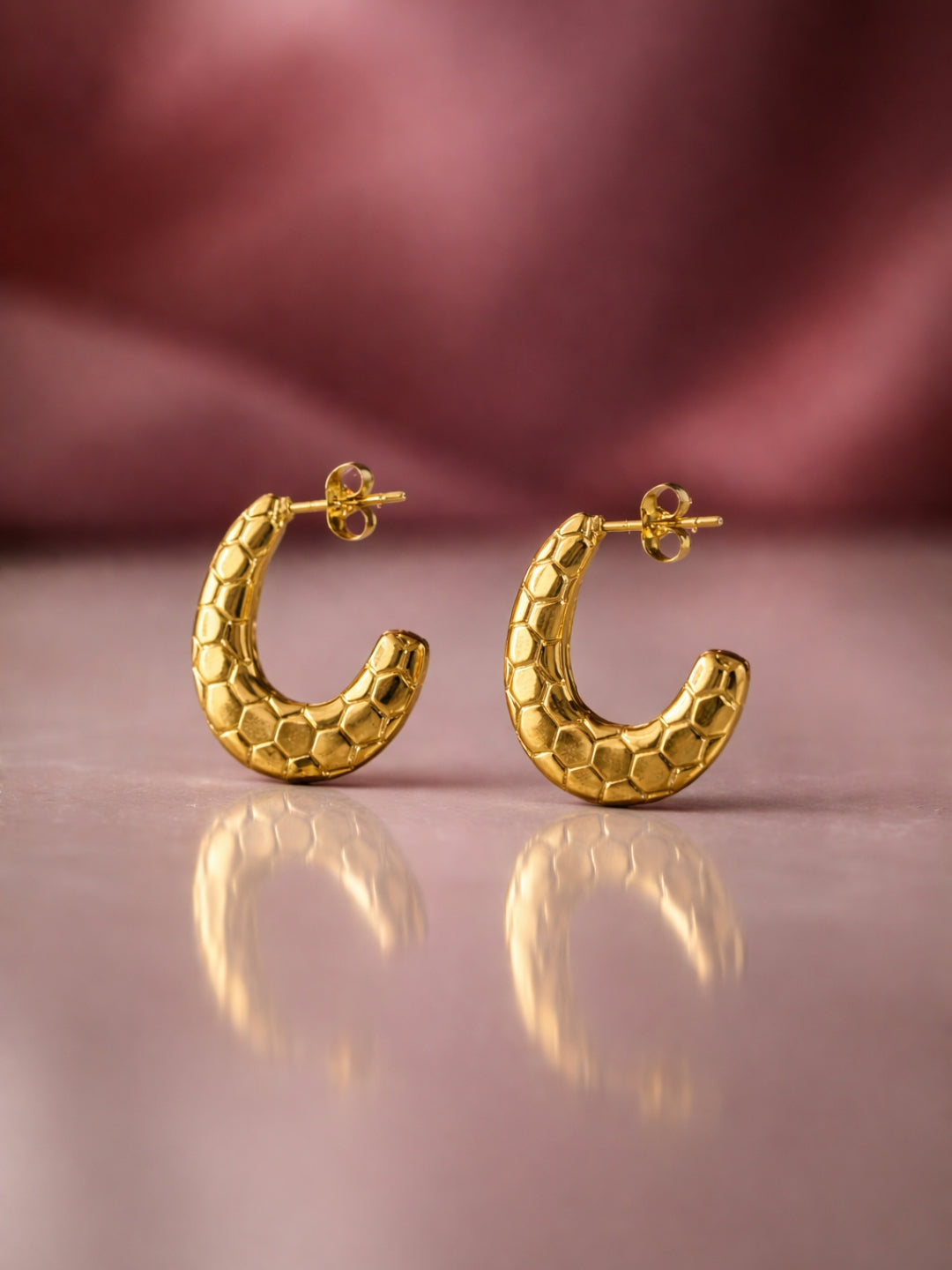 Sculptural U Hoops – 18K Gold Plated Anti Tarnish Earrings