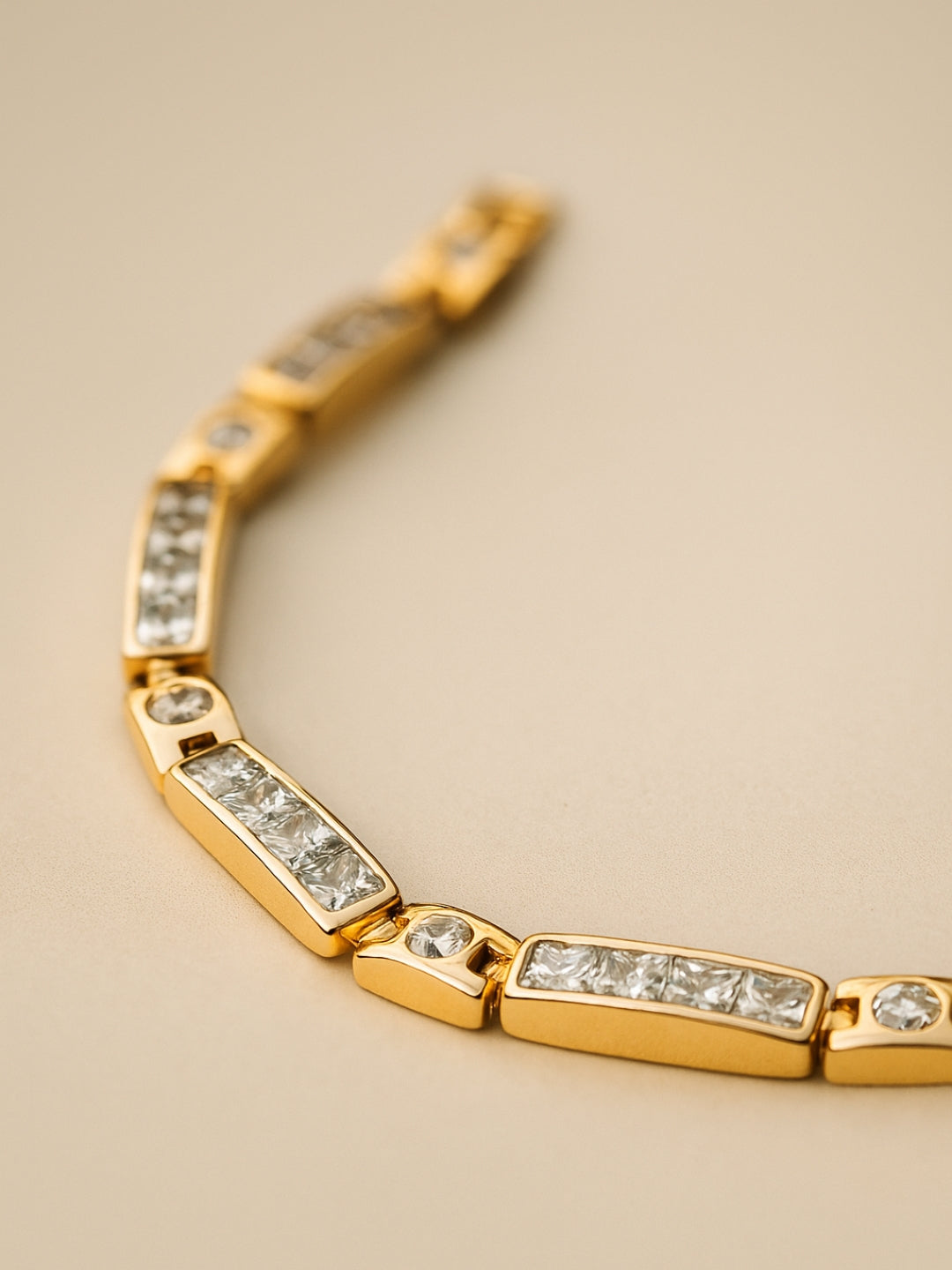 Aurora Clasp Bracelet